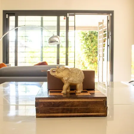 Apartamento Bajo Encantador Y Familiar En Benahavis